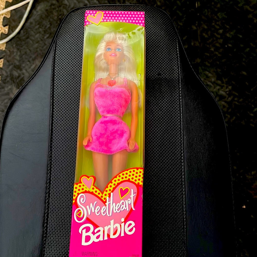 Sweetheart Barbie Doll (1997)